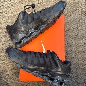 Nike Reax 8 TR Black Anthracite Men’s TN-Style Athletic Sneakers